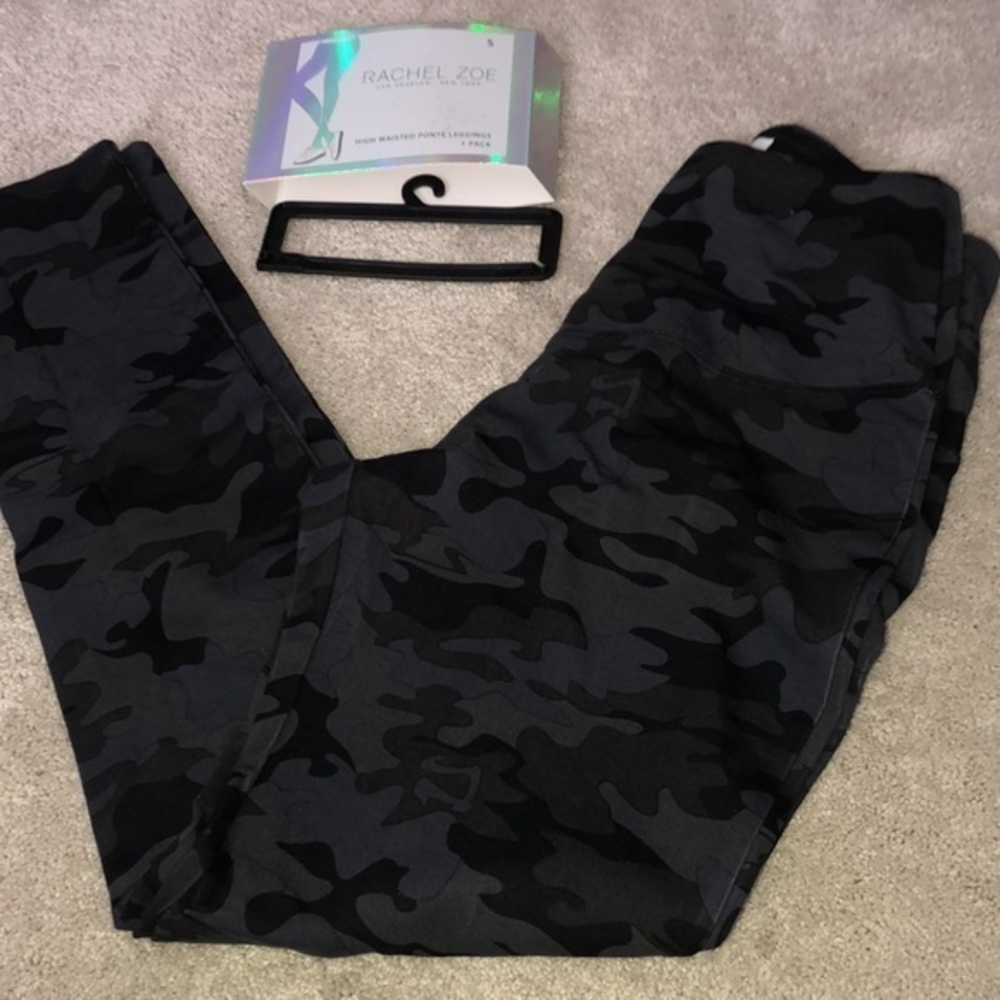 Rachel Zoe High Waisted Leggings Small Black Camouflage New‎